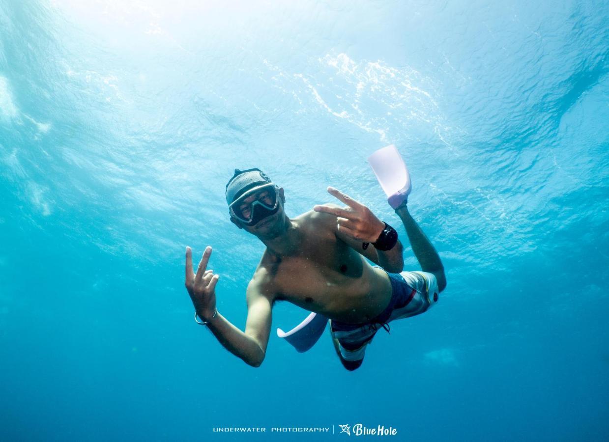 藍洞潛水blue Hole Dive Center Acomodação com café da manhã Heng-ch'un Exterior foto